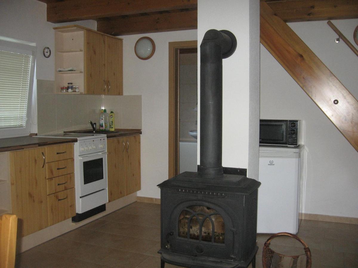 Lodge Bezdrev U Hluboke Nad Vltavou